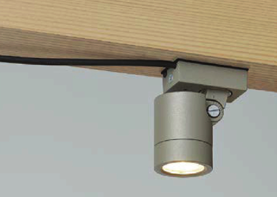 露出配線による仮設取付